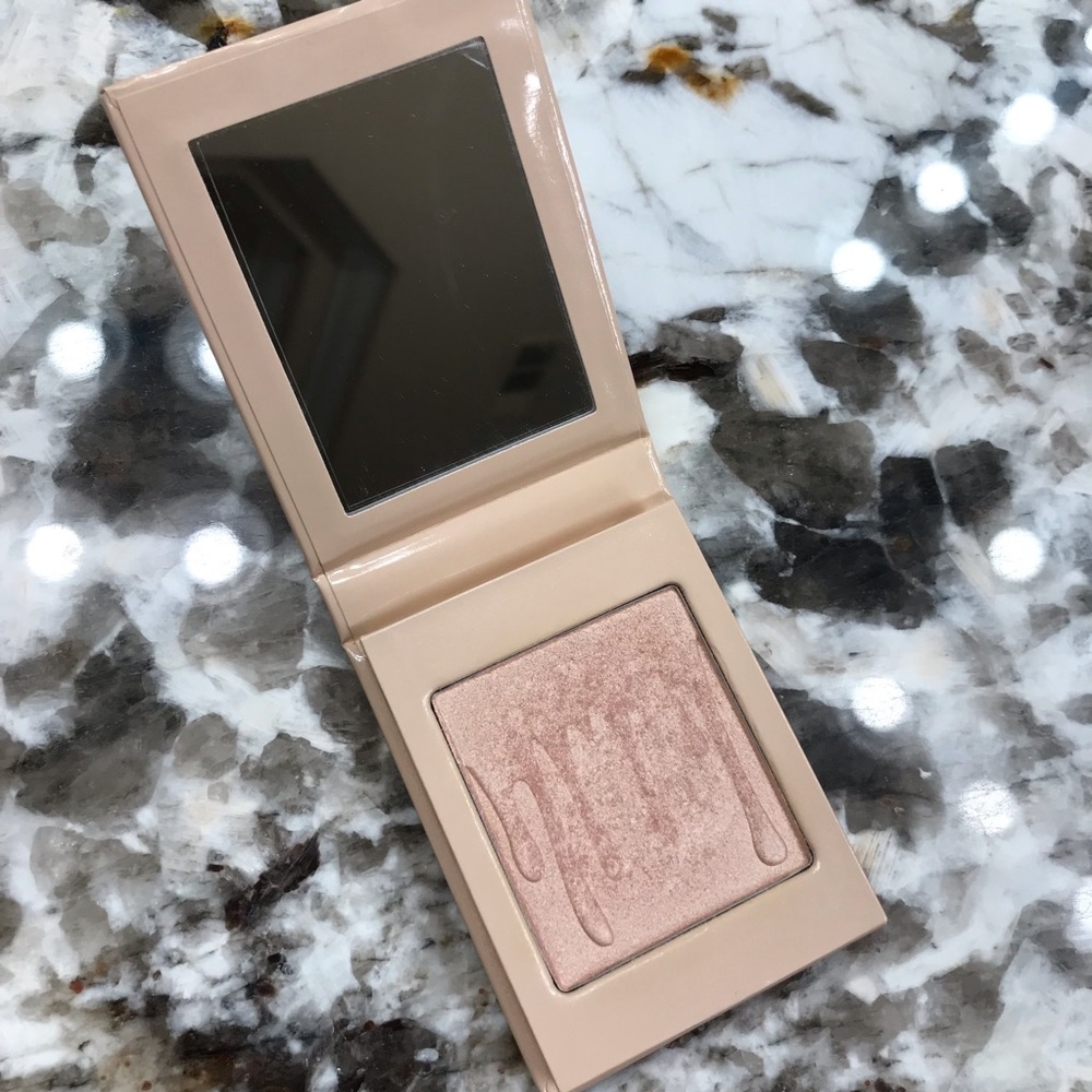Kylie Cosmetics Cotton Candy Kylighter
